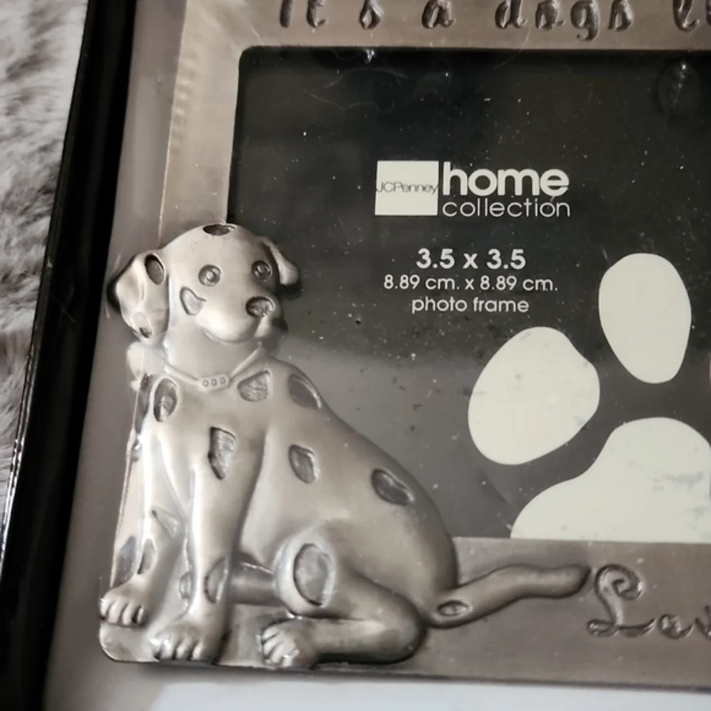 New 3.5 x 3.5 It's a Dogs Life Picture‎ Frame